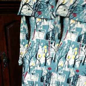 Effie's Heart Shirt w/pockets Size Small Woman.